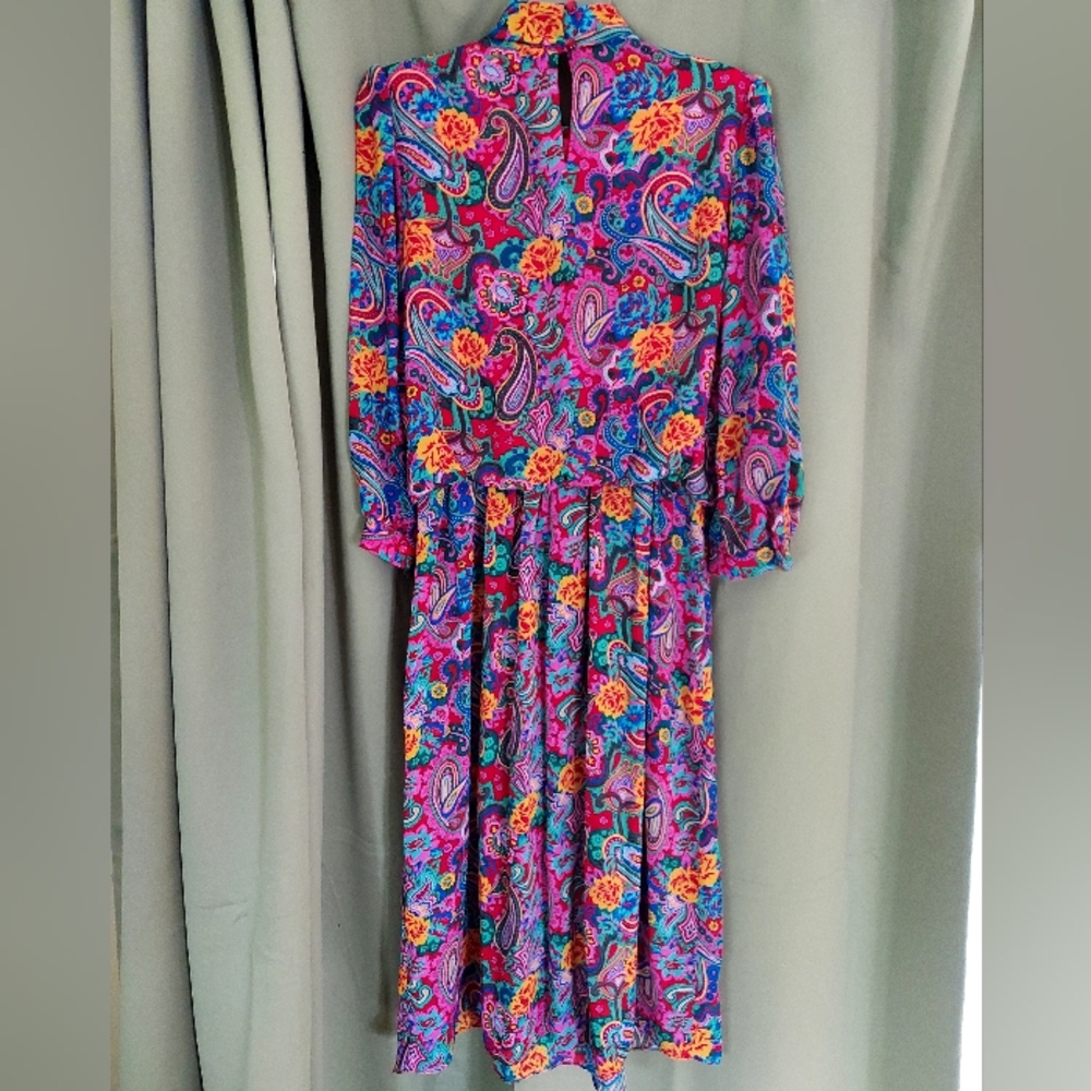 Vintage Colorful Paisley Floral Print Dress - Picture 7 of 12